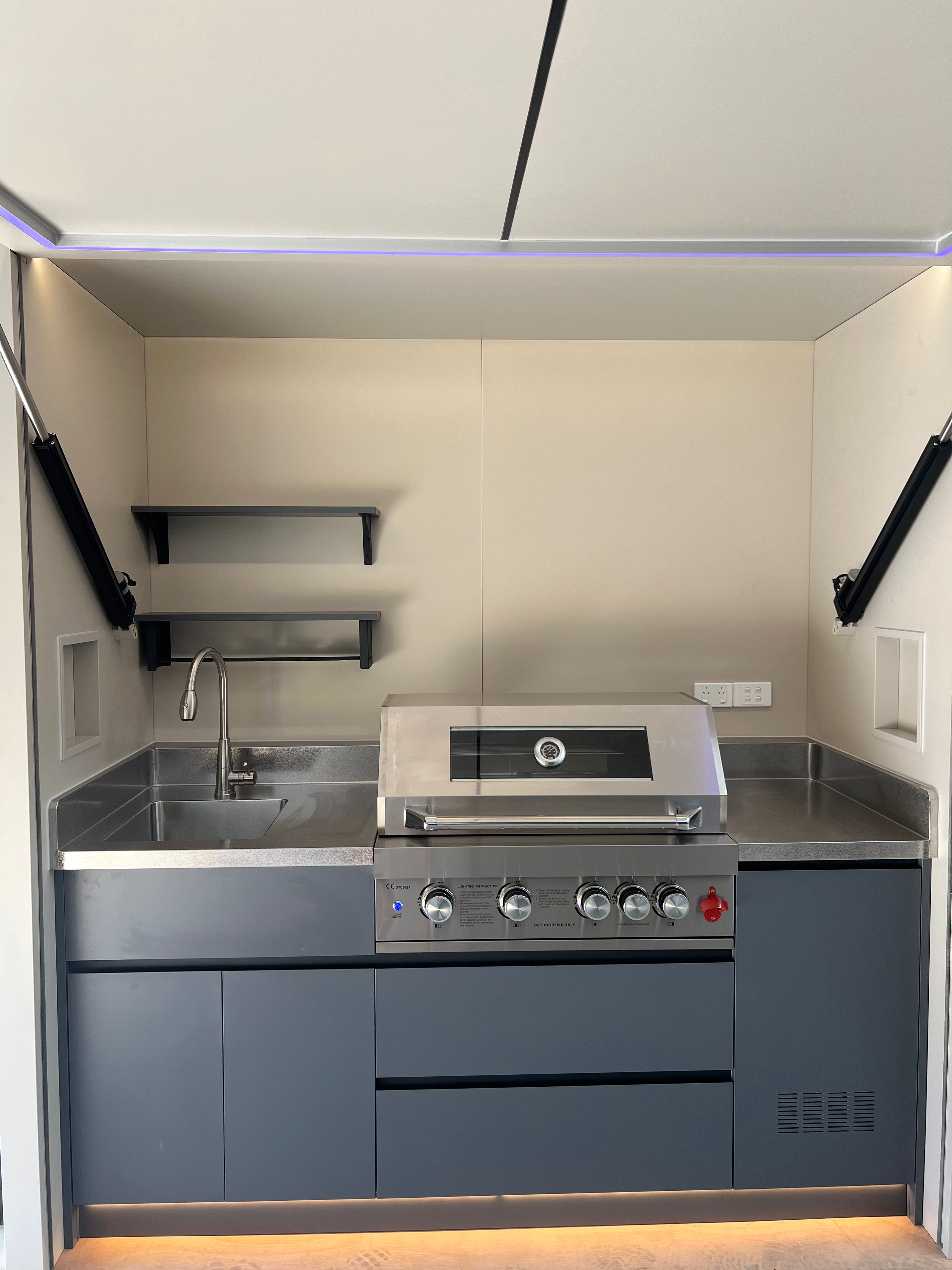 KONOBA OUTDOOR BBQ PODS